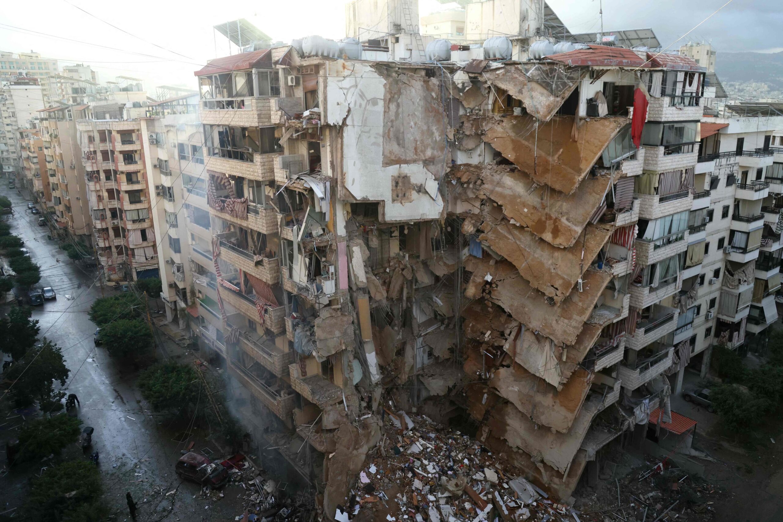 La esperanza libanesa, como Beirut, en ruinas: escasa confianza en un alto el fuego