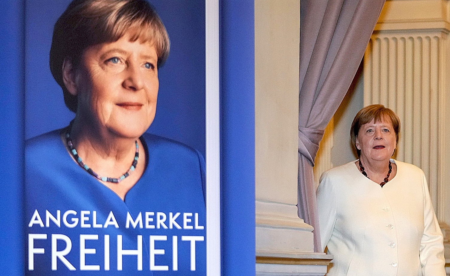 Angela Merkel, en la presentación de sus memorias en Berlín: «Mis temblores eran por la muerte de mi madre»