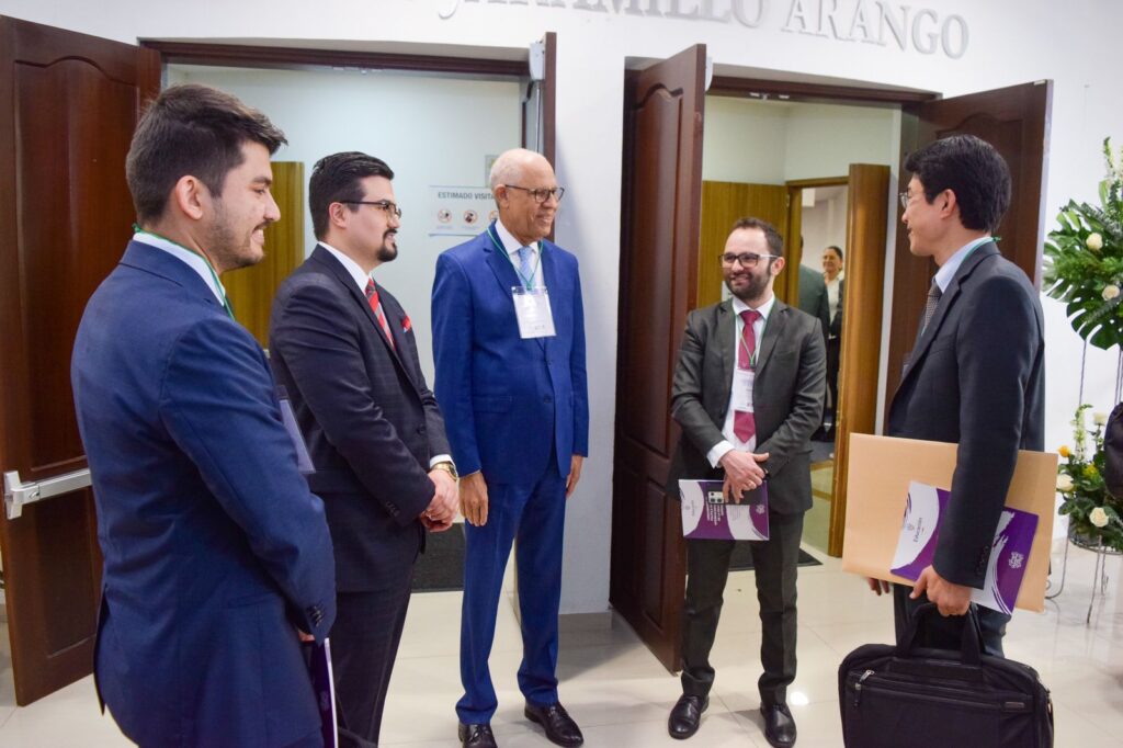 Rector ITSC participa como conferencista en evento «Diplomacia Pública y Cooperación Internacional para los Territorios», realizado en Quindío, Colombia