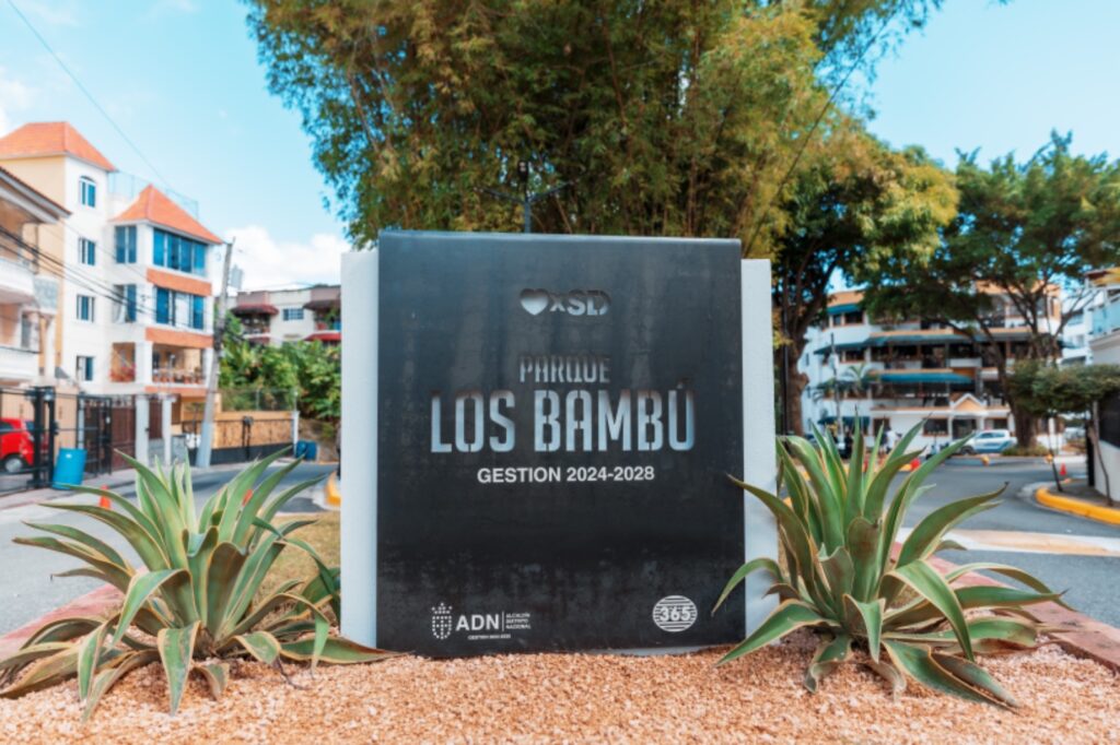 Alcaldía del Distrito Nacional y Supermercado 365 inauguran parque Los Bambú