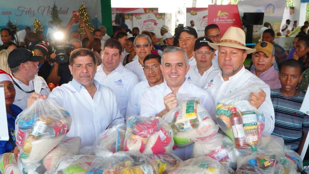 Miles de personas asistieron a la Feria Navidad del Cambio con el Inespre en la Ciudad Ganadera