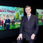 Jacob Rees-Mogg, el ex diputado británico chapado a la antigua que compite con las Kardashian