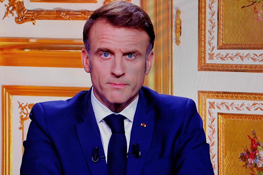 Macron denuncia que «la izquierda y la derecha han elegido el desorden» en Francia