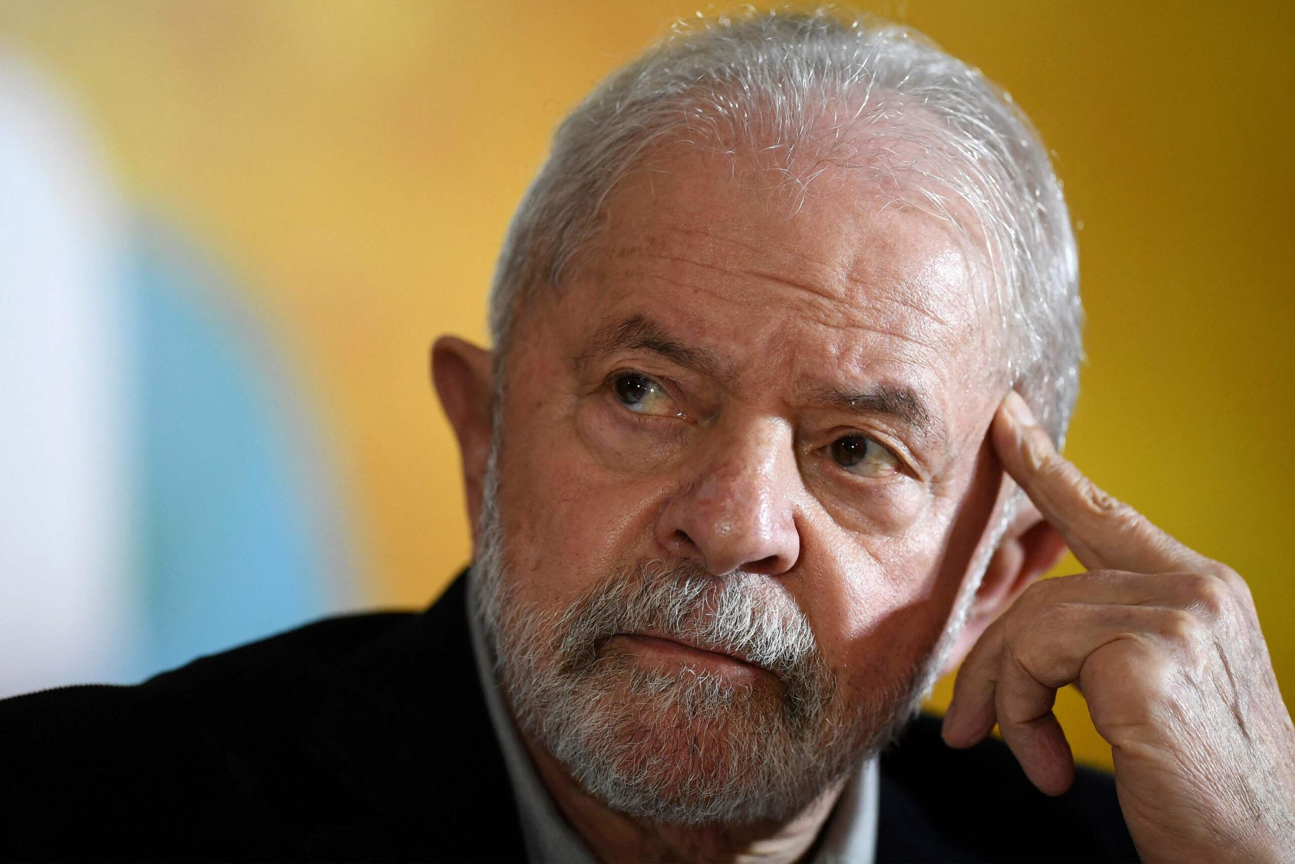 Lula, operado de urgencia para drenar un hematoma craneal: «El presidente está bien, bajo vigilancia en la UCI»