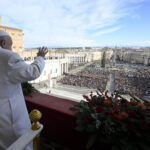 El Papa Francisco apela en Navidad al Año Santo para «silenciar las armas» en todo el mundo