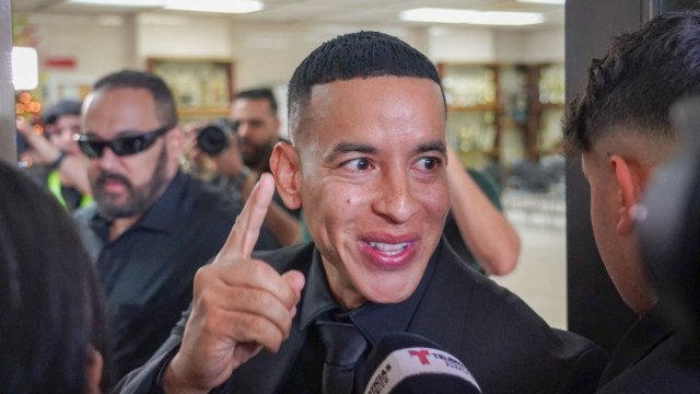 VIDEO / Daddy Yankee retoma el control de sus empresas tras un acuerdo con su esposa