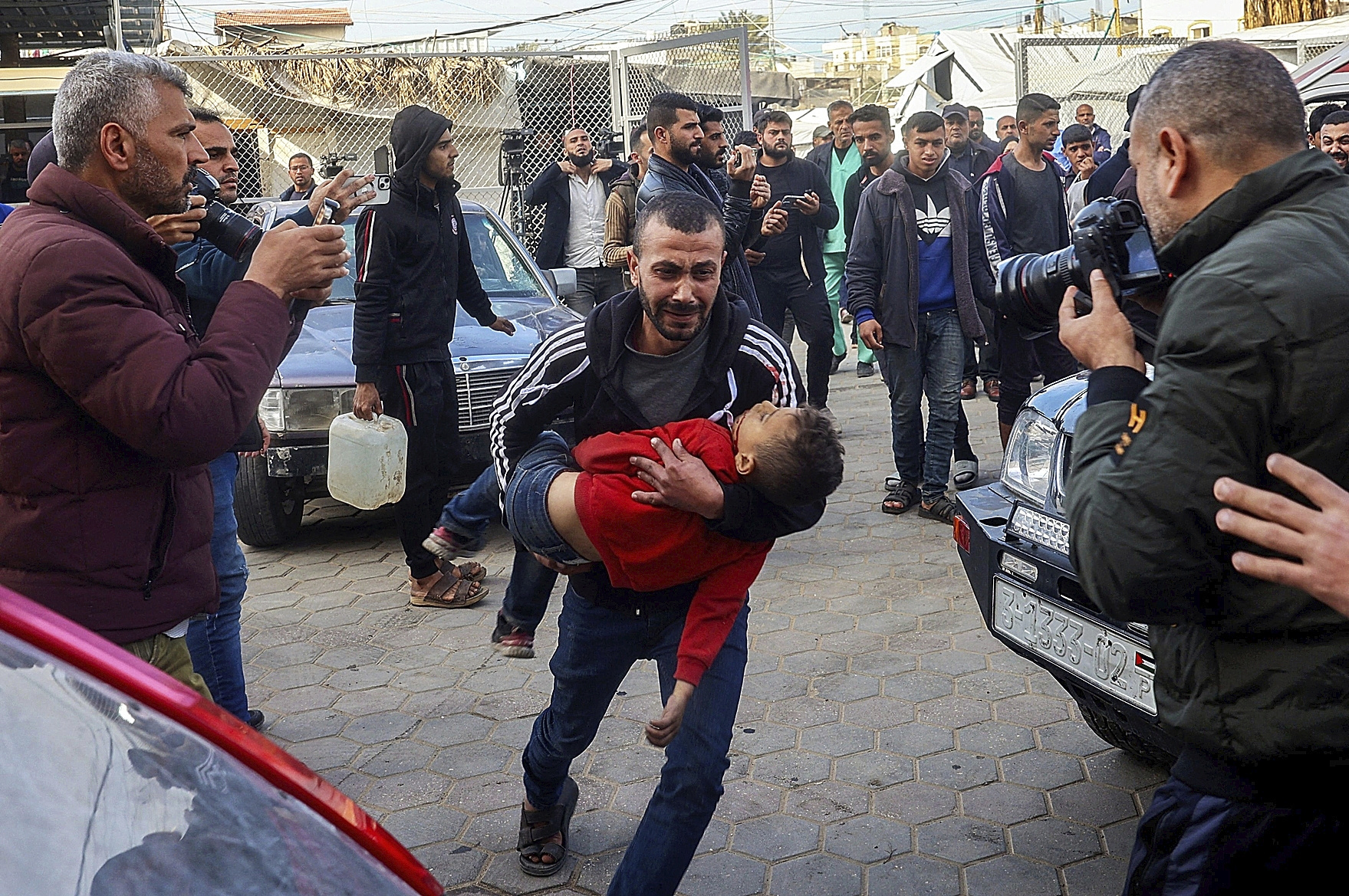 A la espera de la respuesta de Hamas para anunciar  la tregua en Gaza: «Estamos en las etapas finales y somos optimistas»