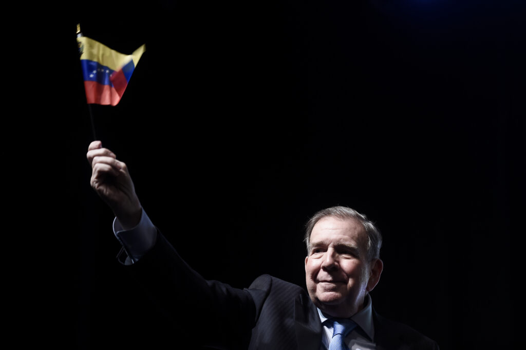 Los socialistas vetan el reconocimiento de Edmundo González como presidente electo de Venezuela en las peticiones  aprobadas por la Eurocámara: «No estamos de acuerdo»