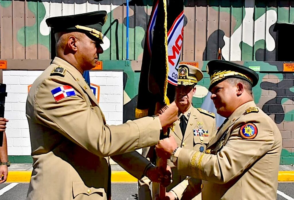 Coronel Luis Rafael Herrera Almonte asume la dirección de Comipol